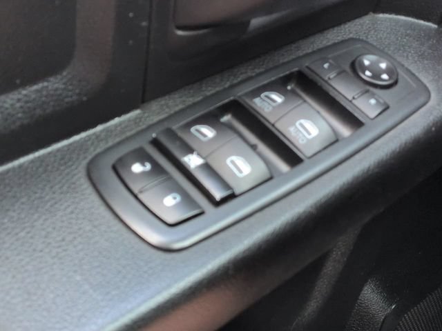 Used 2020 RAM 3500 Tradesman w/ Chrome Appearance Group AWD/4WD image 26