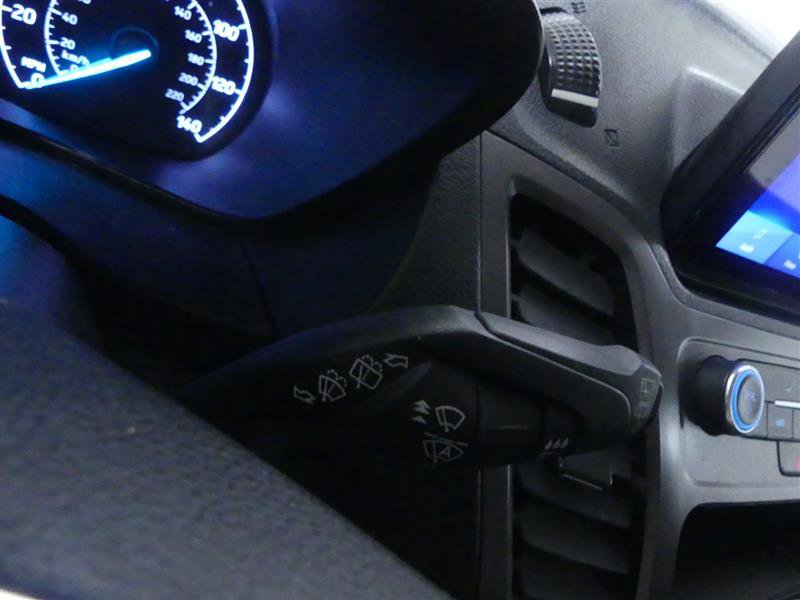 Used 2023 Ford Transit Connect XLT image 16