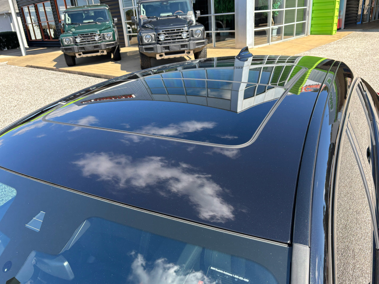 Used 2025 BMW X4 M40i w/ Premium Package image 30