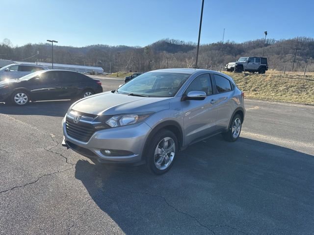 Used 2017 Honda HR-V EX image 4