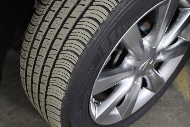 Used 2017 INFINITI QX50 2WD w/ Premium Plus Package image 37