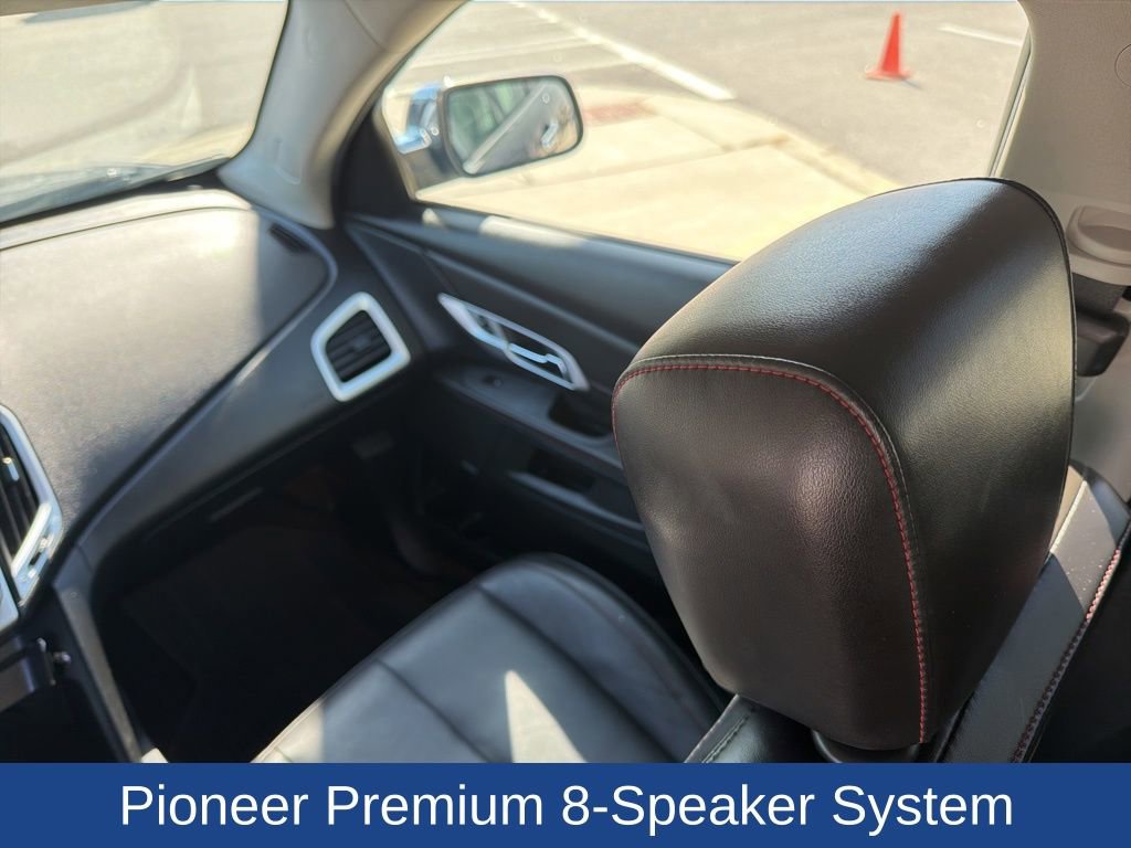 Used 2015 GMC Terrain SLT image 18