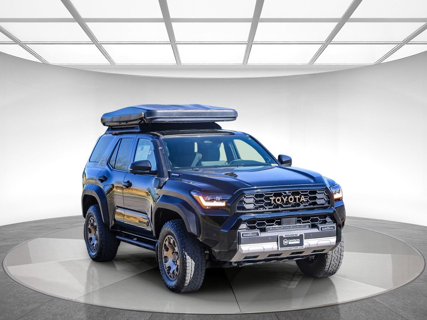 Used 2025 Toyota 4Runner Trailhunter AWD/4WD image 5