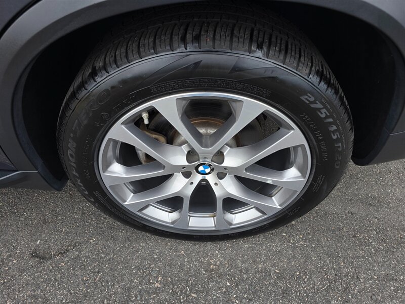 Used 2019 BMW X5 xDrive40i w/ Executive Package AWD/4WD image 28