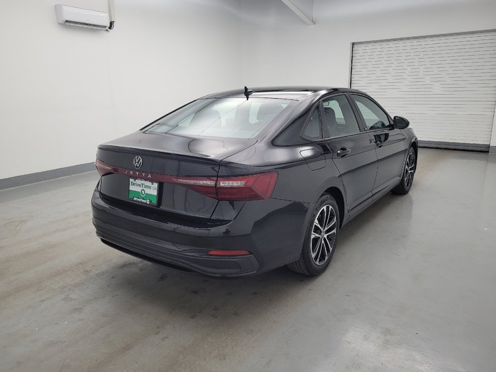 Used 2025 Volkswagen Jetta Sport FWD image 9