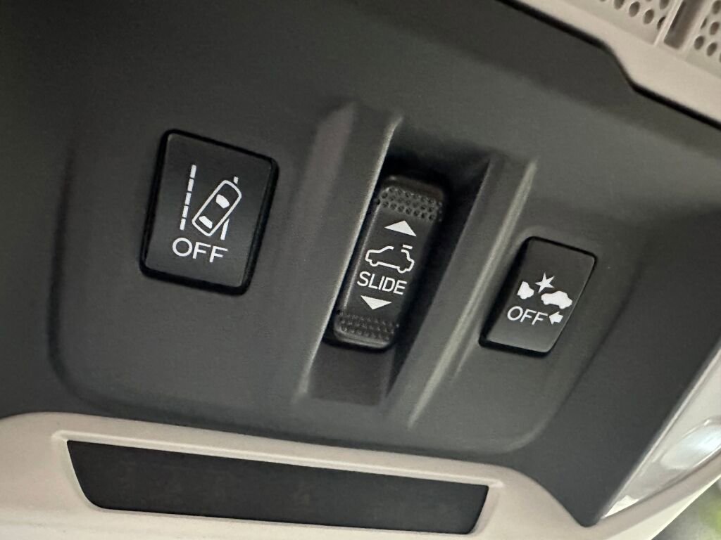 Used 2023 Subaru Forester Premium image 18