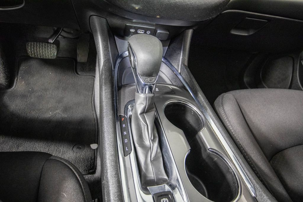 Used 2023 Chevrolet Malibu LT image 24