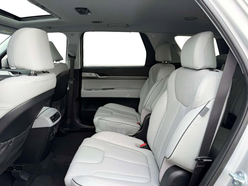 Used 2023 Hyundai Palisade SEL w/ Premium Package AWD/4WD image 21