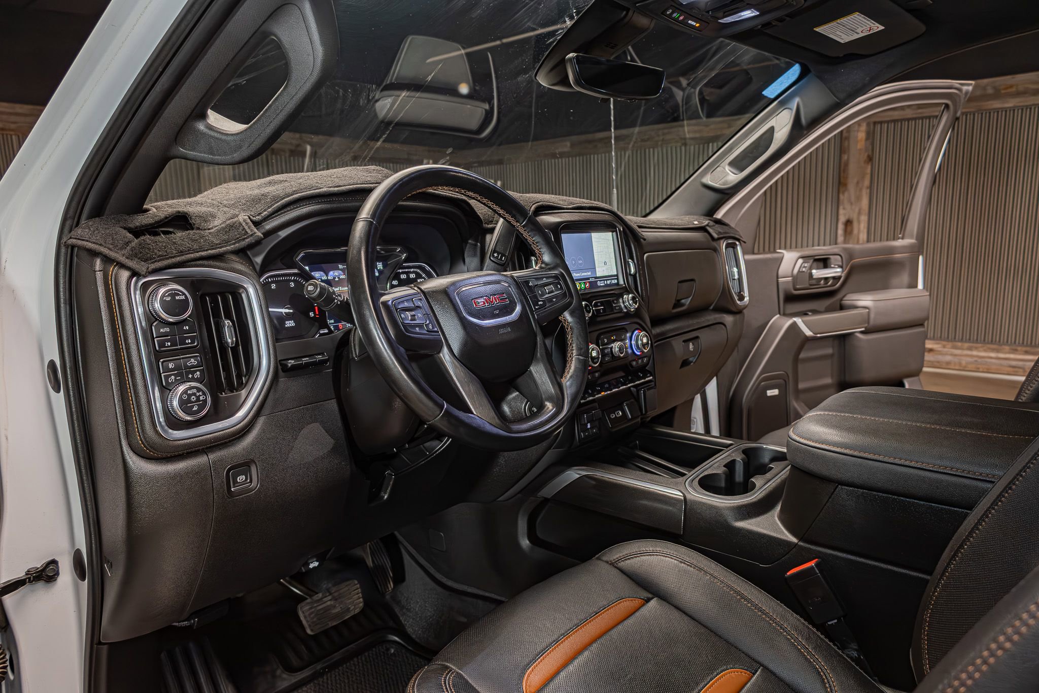 Used 2023 GMC Sierra 2500 AT4 w/ AT4 Premium Plus Package AWD/4WD image 16