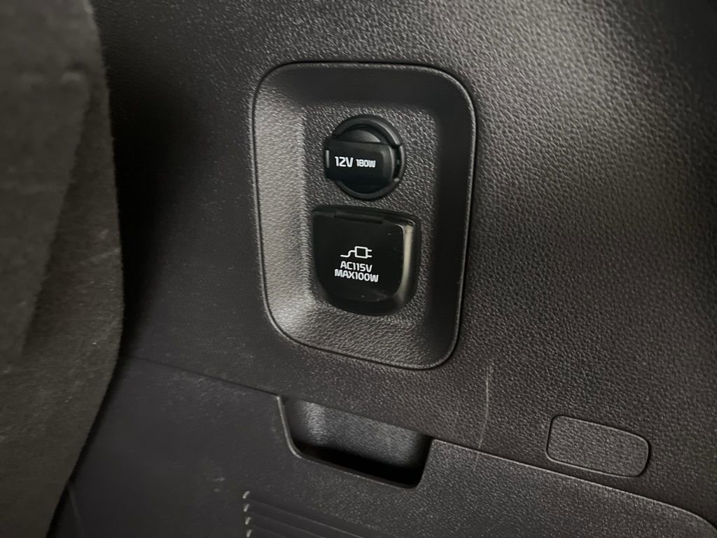Used 2024 Kia Carnival SX image 36