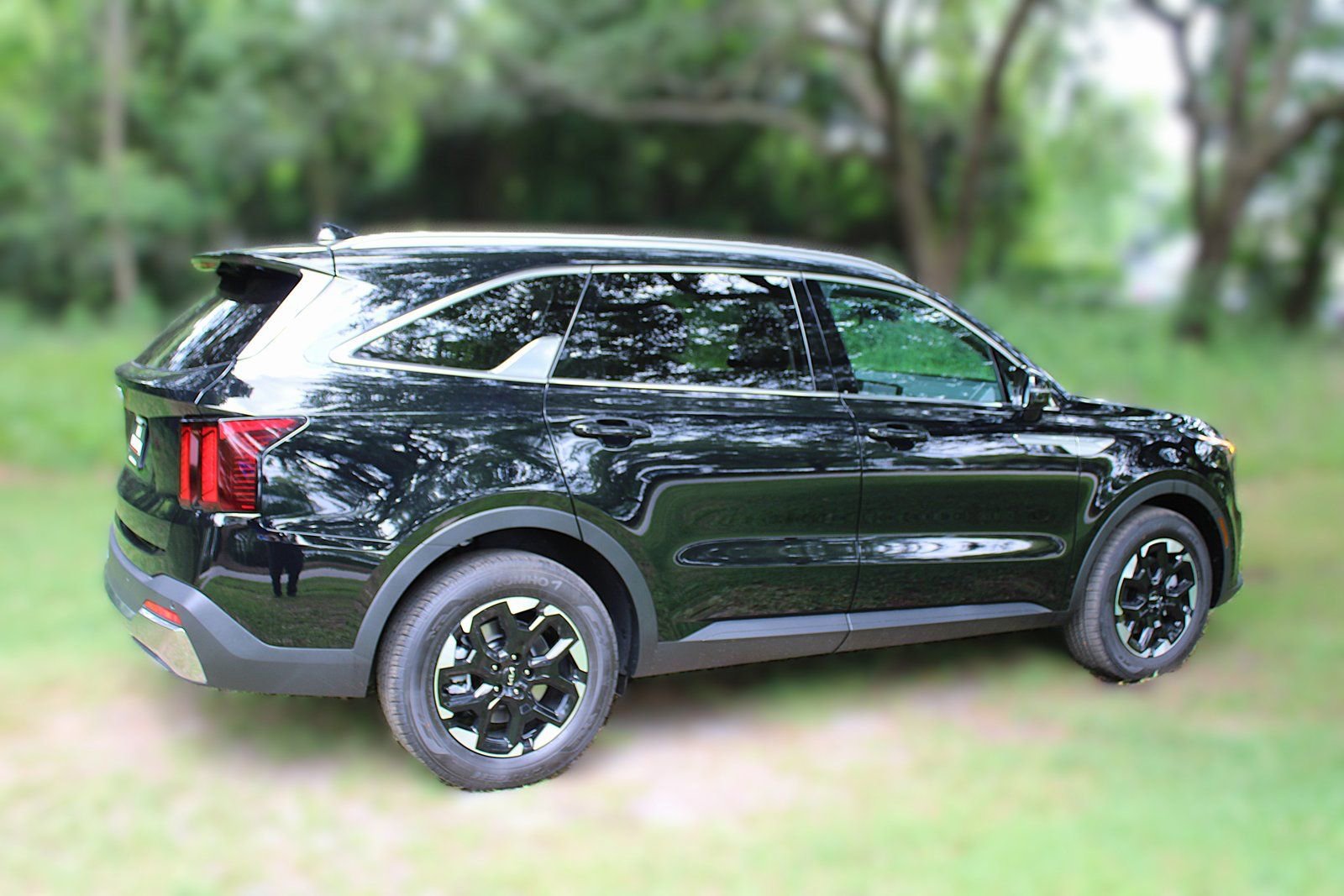 New 2026 Kia Sorento S w/ S Panoramic Sunroof Package image 6