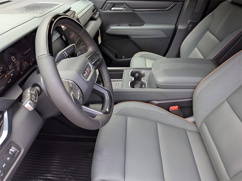 New 2026 GMC Acadia AT4 w/ Super Cruise Package image 8