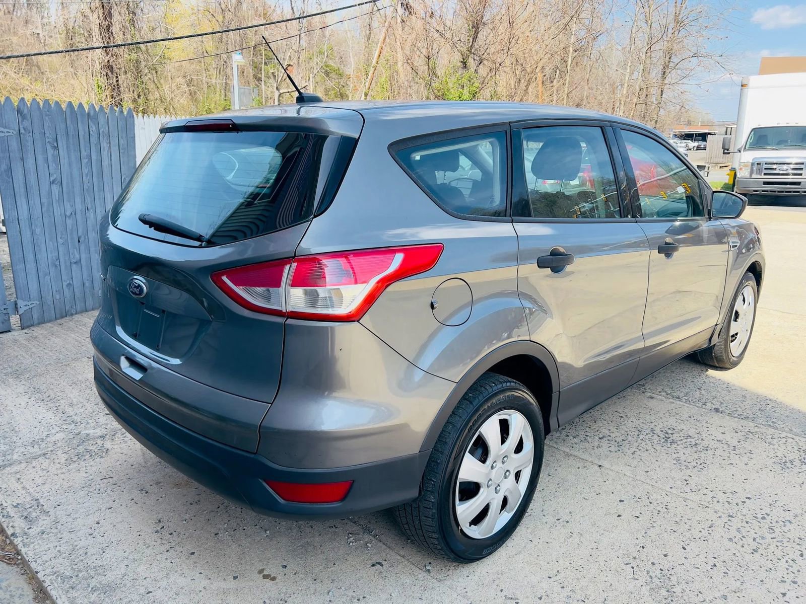 Used 2014 Ford Escape S FWD image 4