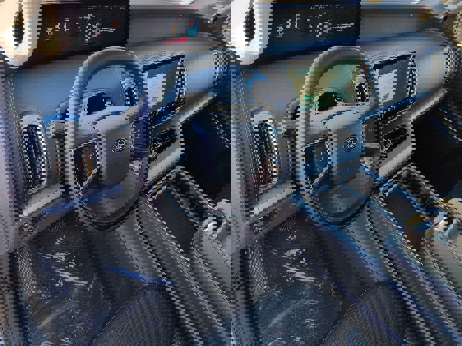 New 2025 Ford Expedition Platinum w/ Driver's Package image 10