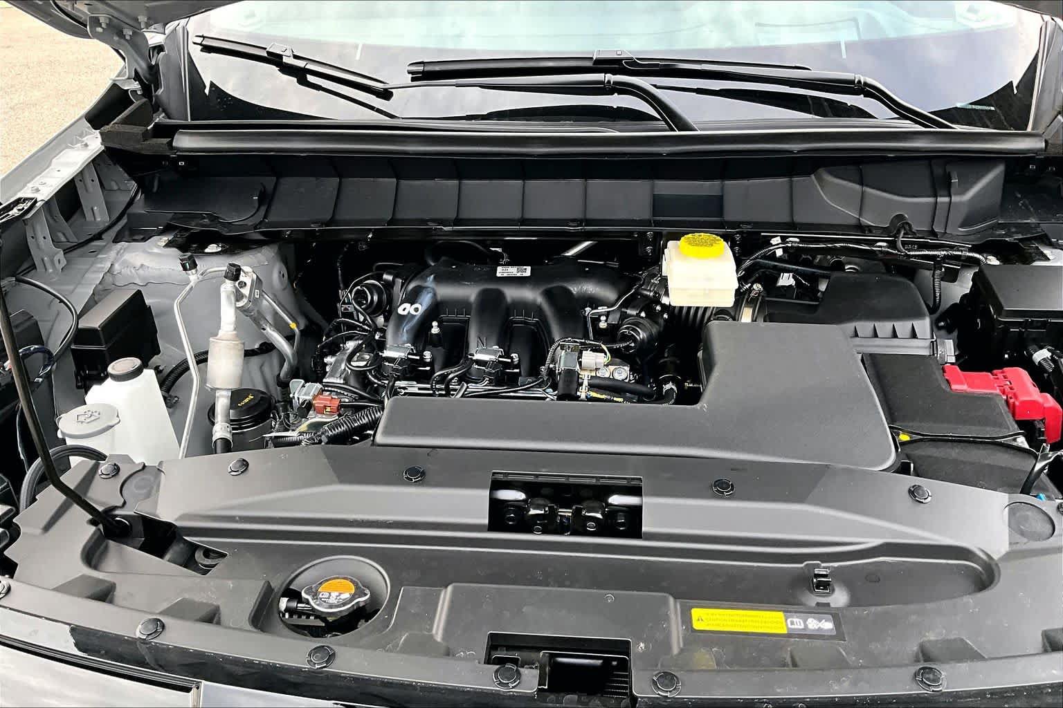 New 2026 Nissan Pathfinder Platinum w/ Cargo Package FWD image 16