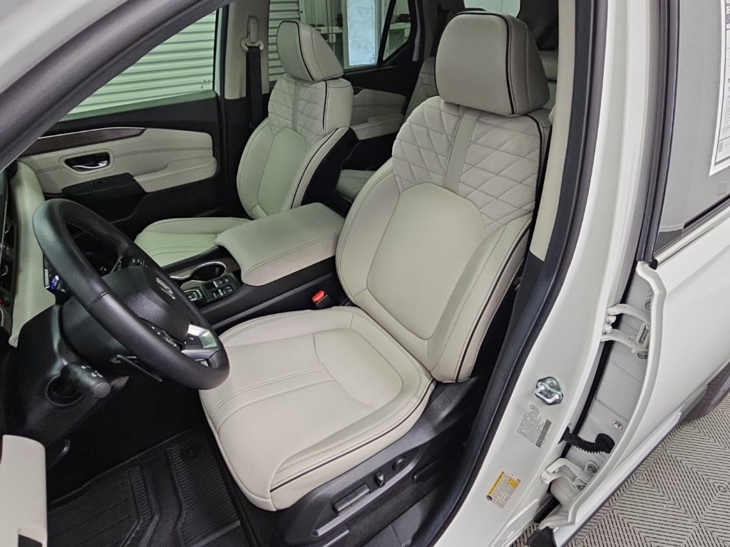 Used 2026 Honda Pilot Elite image 31