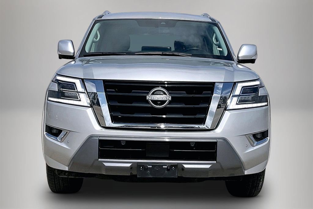 Used 2024 Nissan Armada SL w/ Captain's Chairs Package AWD/4WD image 3