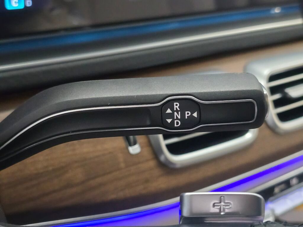 New 2026 Mercedes-Benz GLS 450 4MATIC image 17