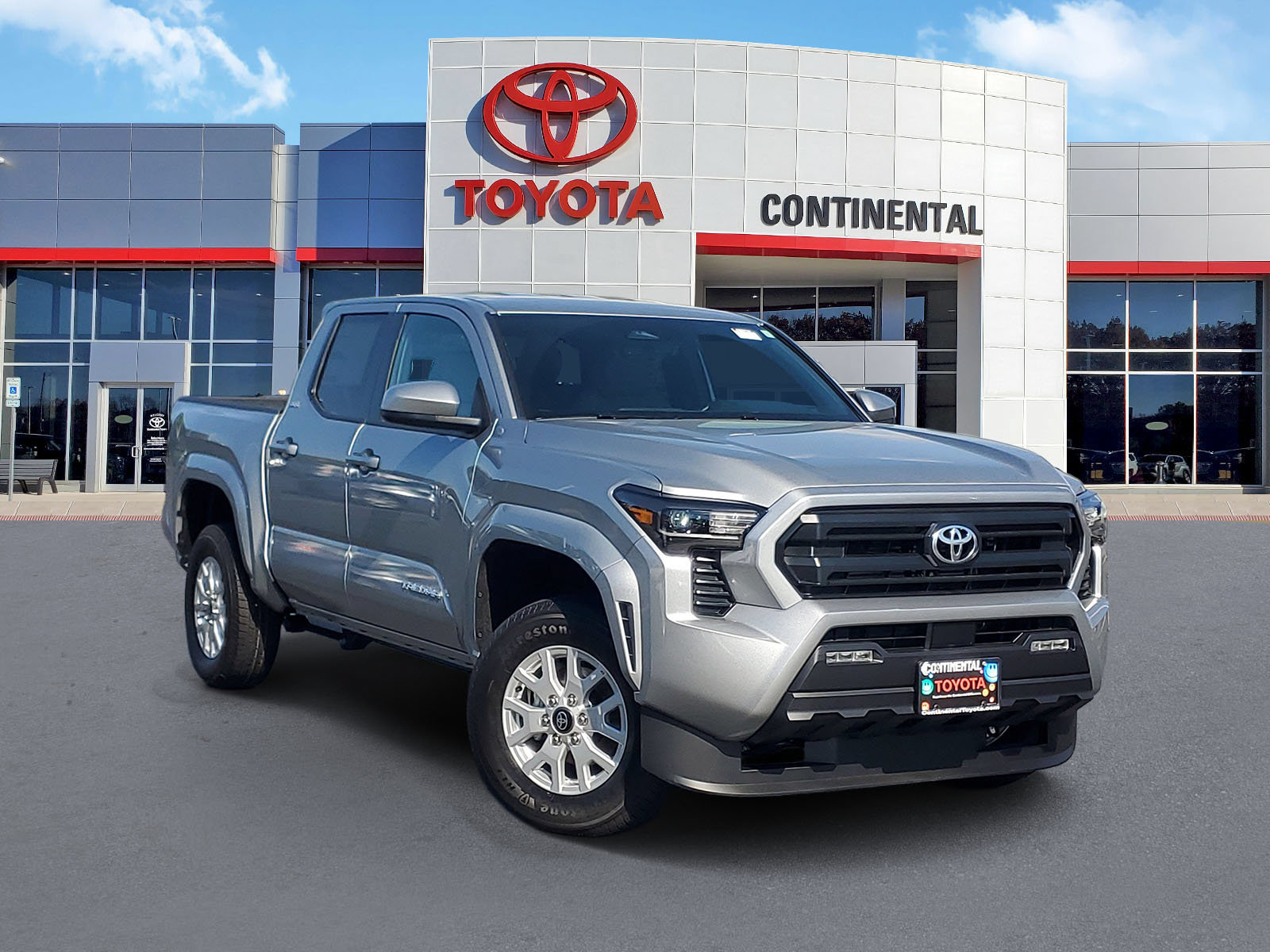 New 2026 Toyota Tacoma SR5 AWD/4WD image 2