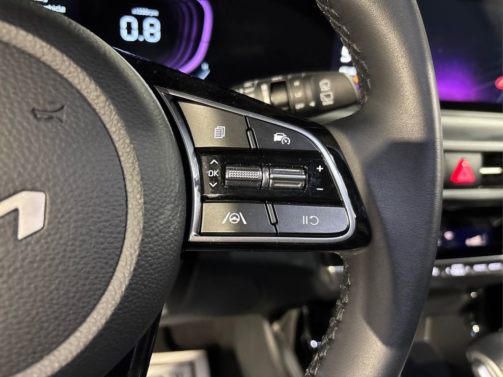 Certified 2025 Kia Seltos S image 23