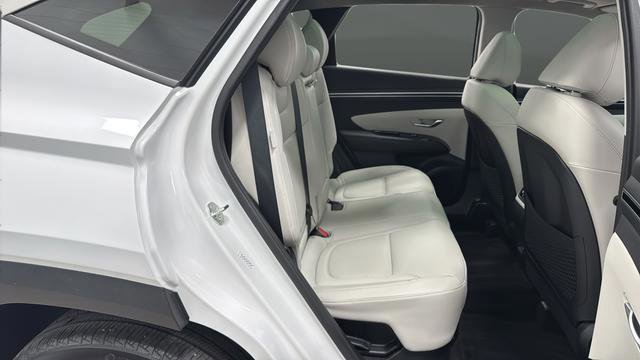 Used 2024 Hyundai Tucson Limited AWD/4WD image 25