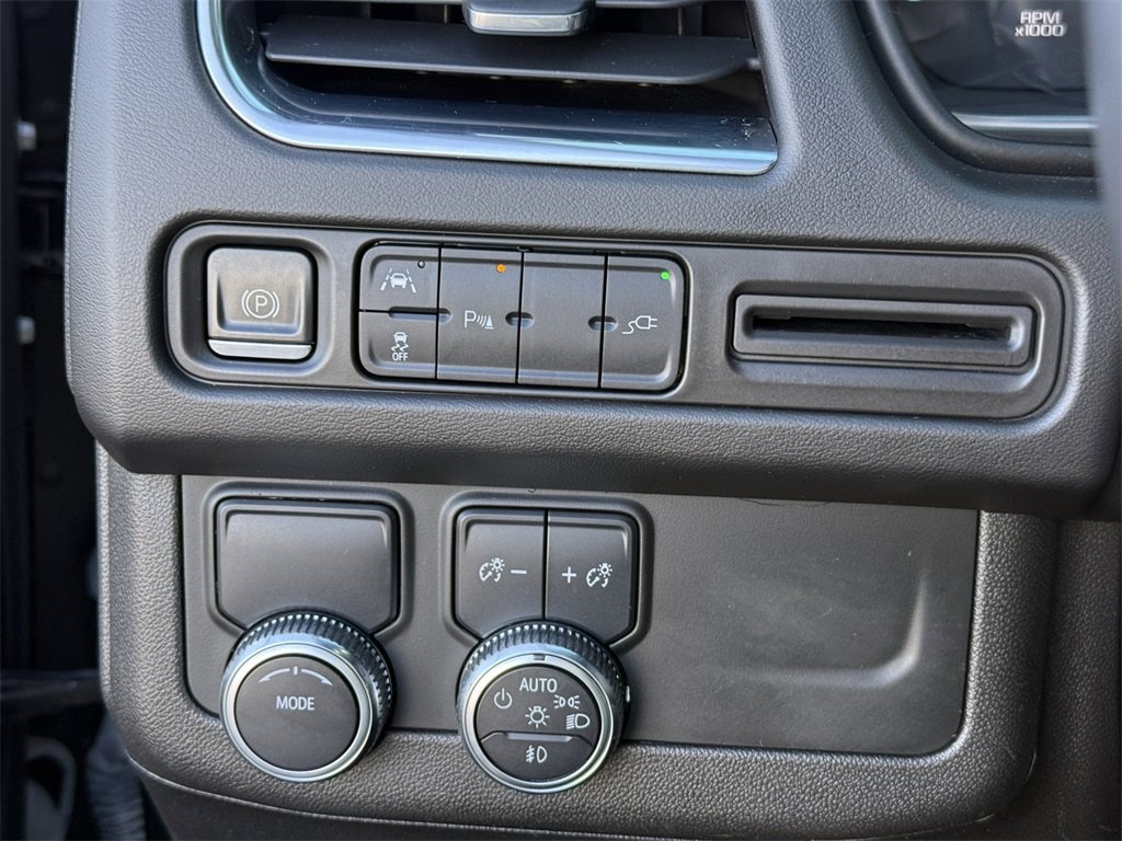 Certified 2021 GMC Yukon XL SLT w/ SLT Premium Package image 18