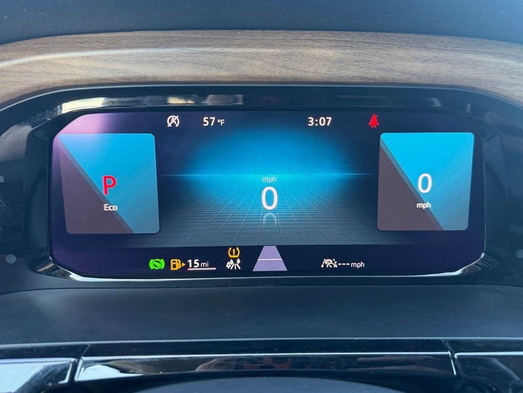 Used 2025 Volkswagen Atlas SE image 28