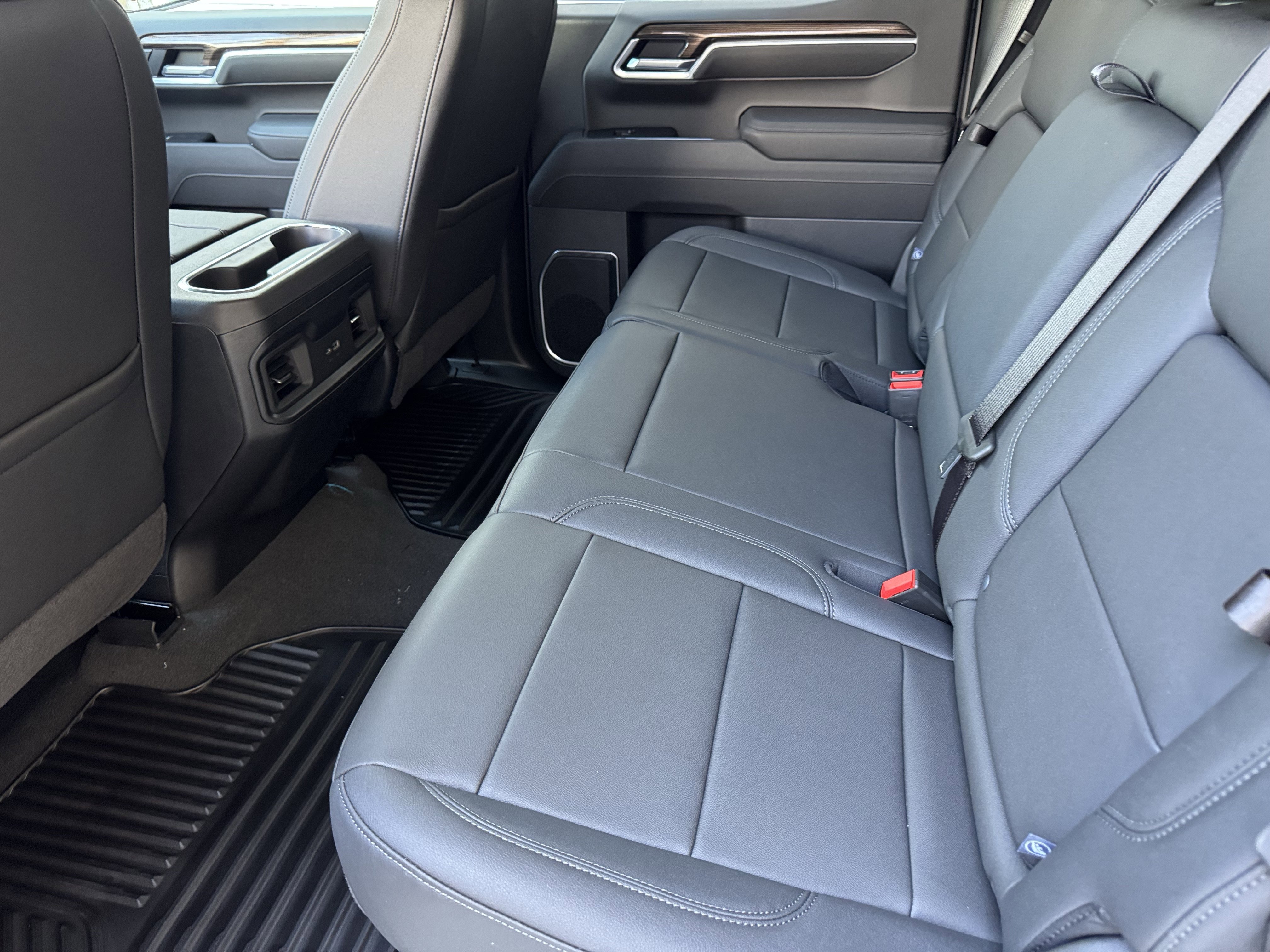 New 2026 Chevrolet Silverado 1500 RST w/ Convenience Package II AWD/4WD image 15