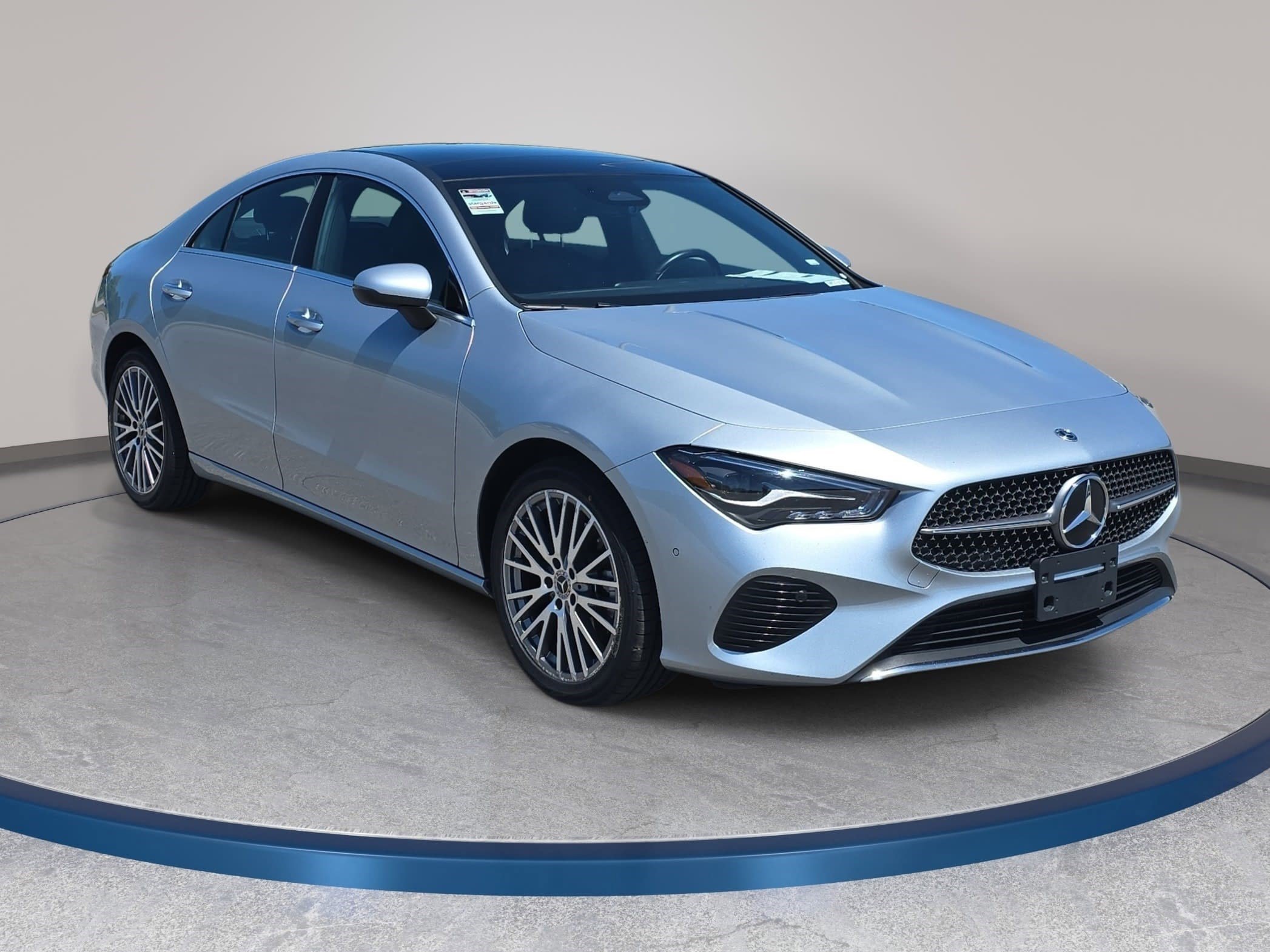 Used 2025 Mercedes-Benz CLA 250 4MATIC image 3