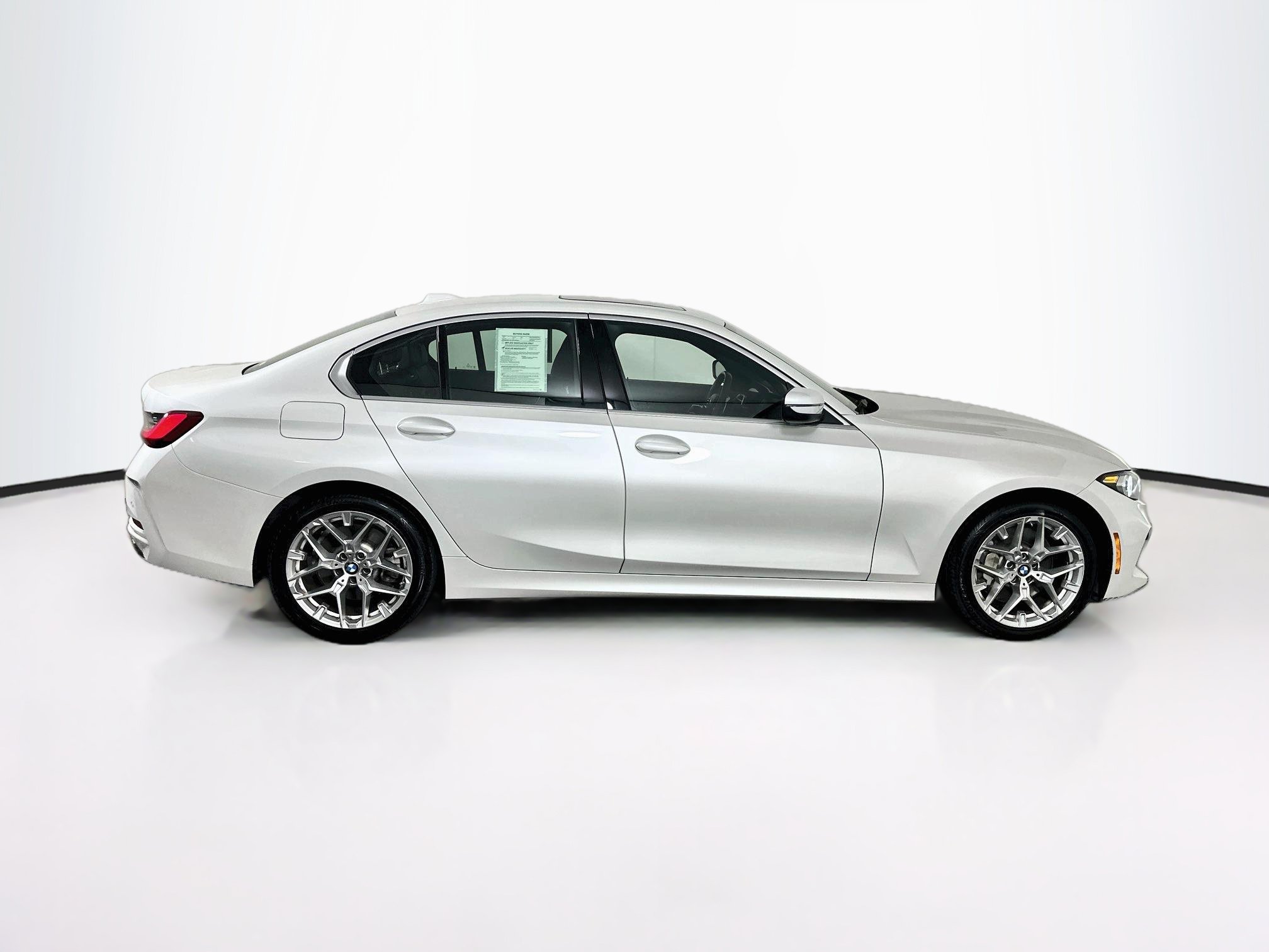 Used 2025 BMW 330i Sedan RWD image 10
