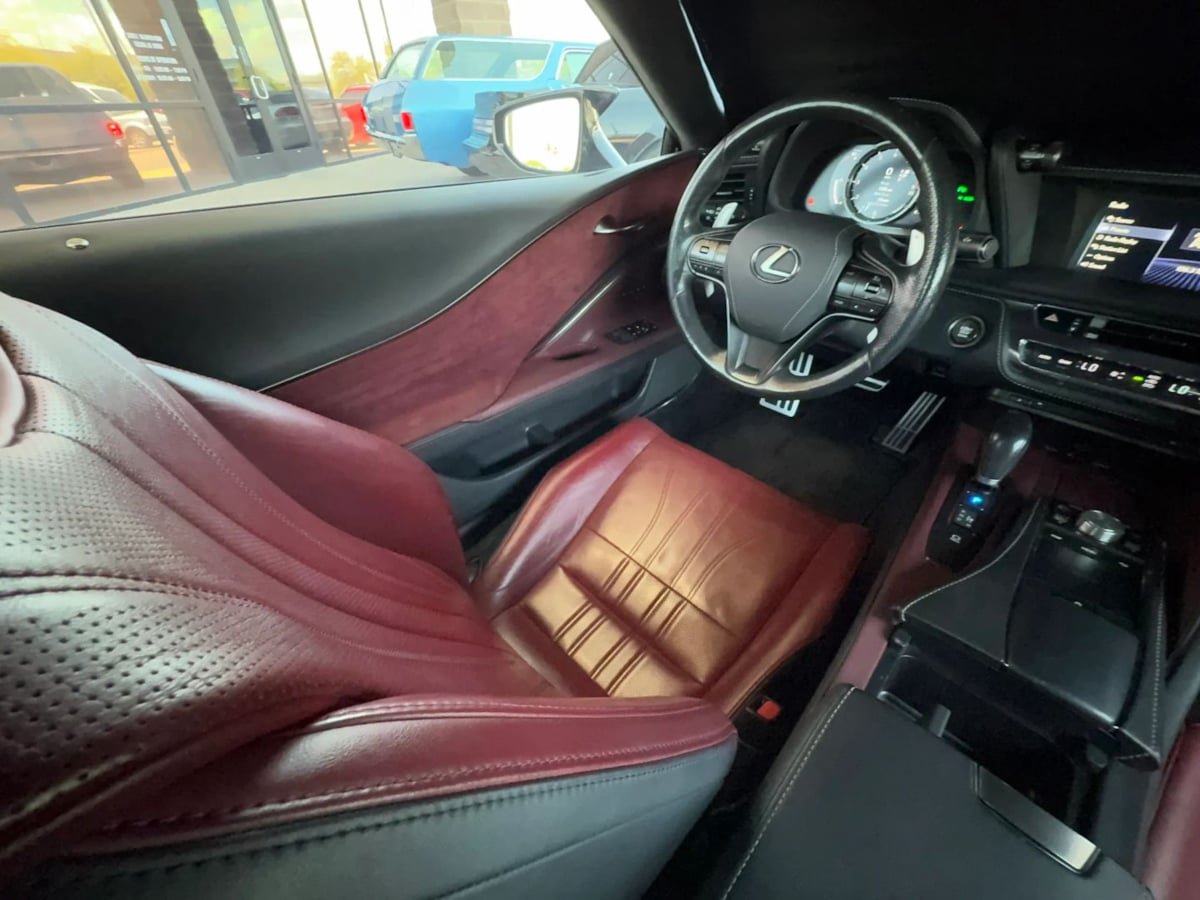 Used 2018 Lexus LC 500 Coupe w/ Touring Package RWD image 42
