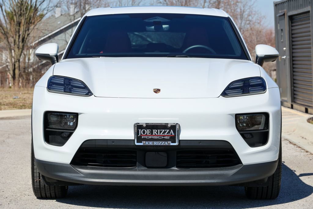 Certified 2025 Porsche Macan 4 Electric image 19