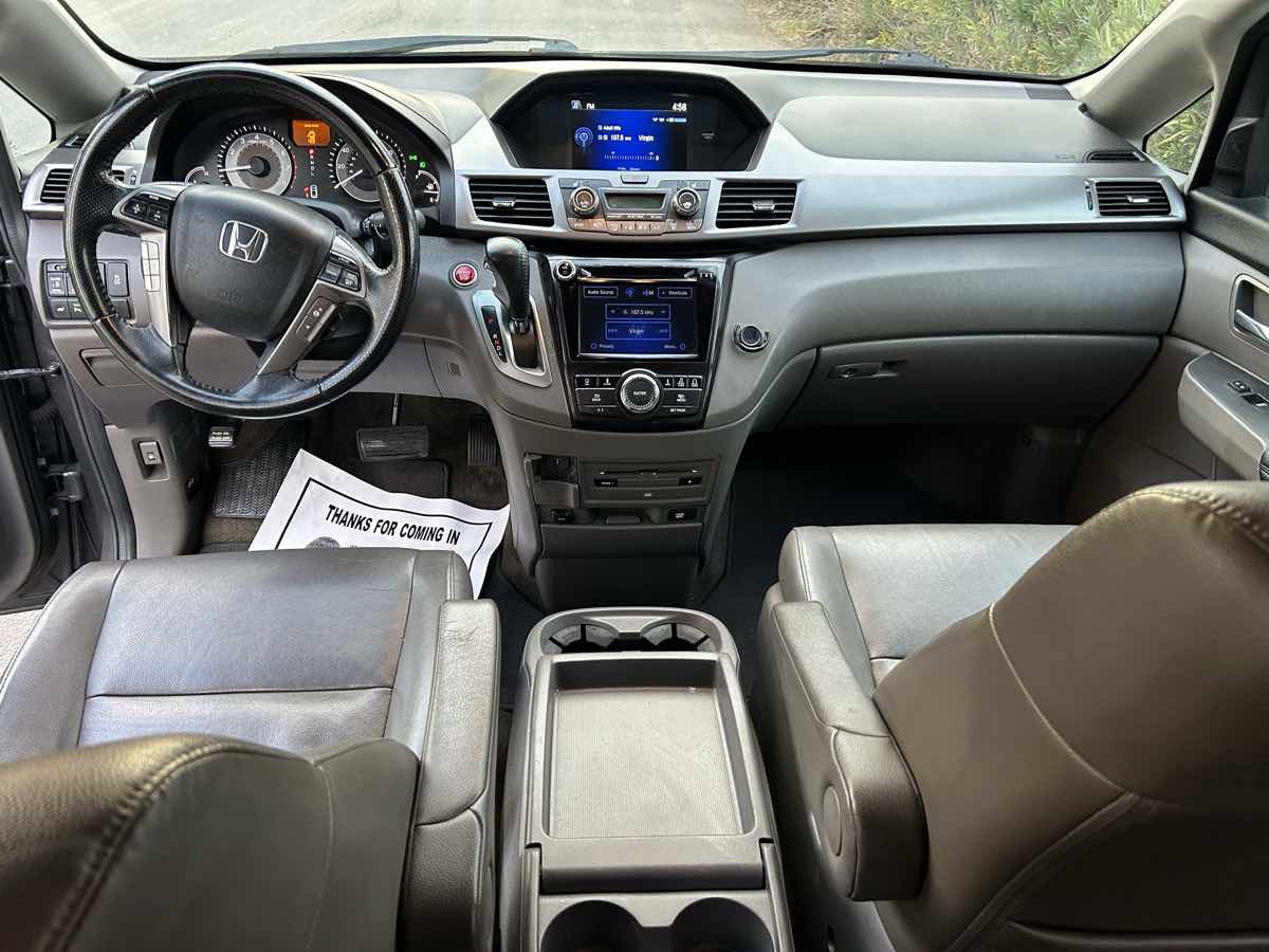 Used 2015 Honda Odyssey Touring image 13