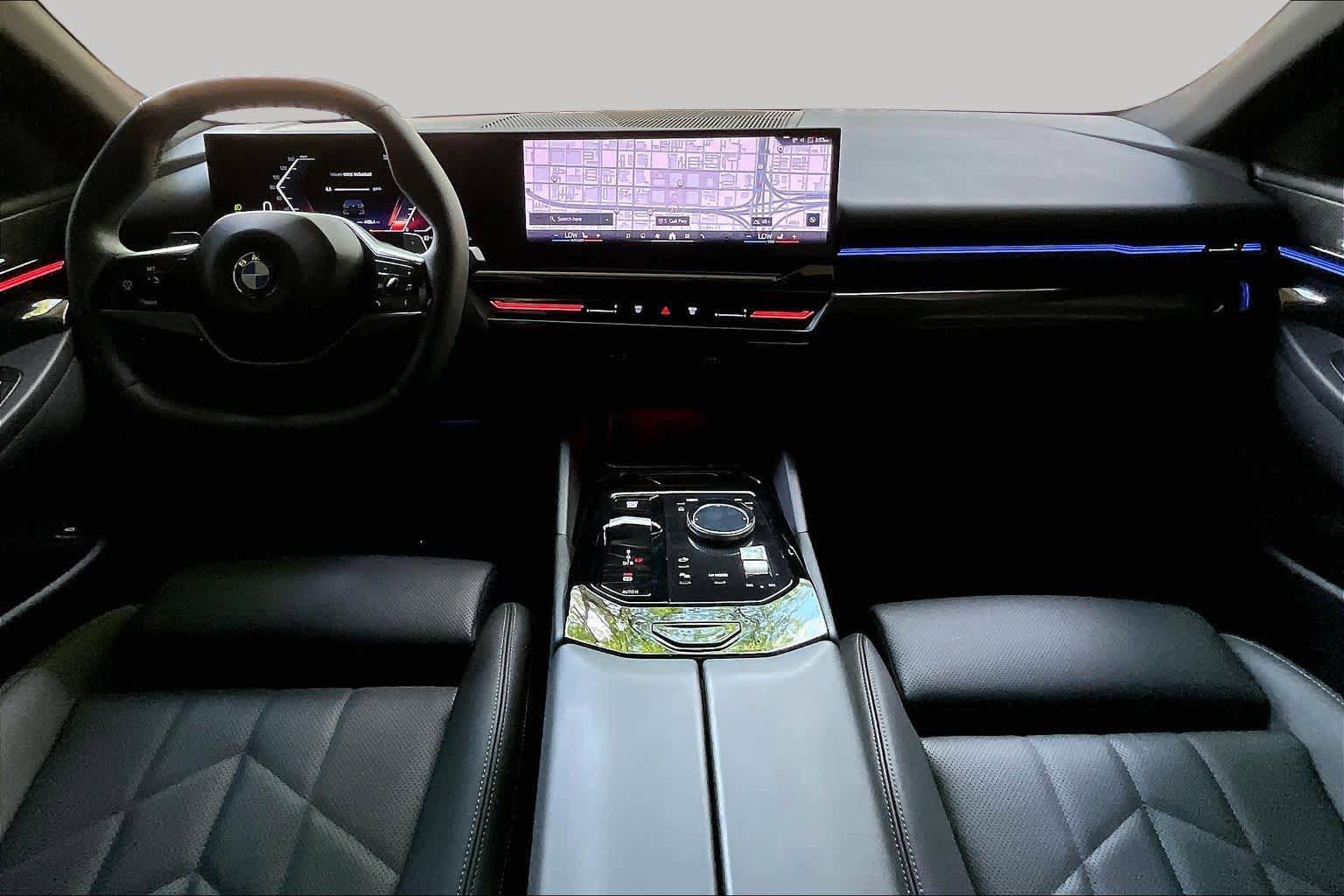 Used 2025 BMW 530i RWD image 15