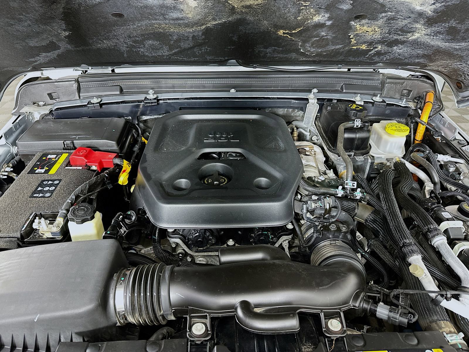 Used 2023 Jeep Wrangler Sahara 4xe image 31