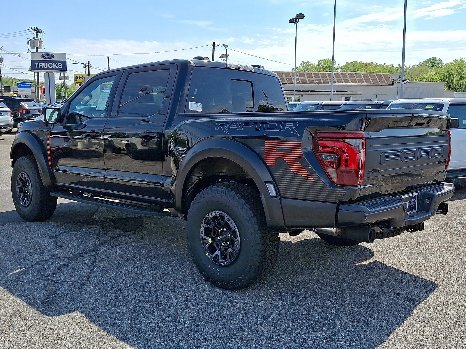 New 2026 Ford F150 Raptor w/ Equipment Group 803A Raptor R AWD/4WD image 3