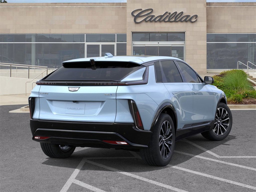 New 2026 Cadillac Lyriq Sport image 4