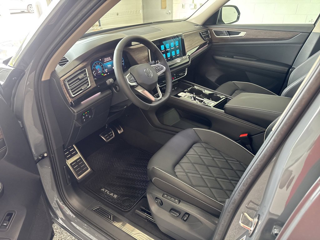 New 2026 Volkswagen Atlas SEL Premium R-Line AWD/4WD image 25