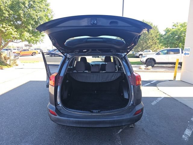 Used 2015 Toyota RAV4 XLE AWD/4WD image 7