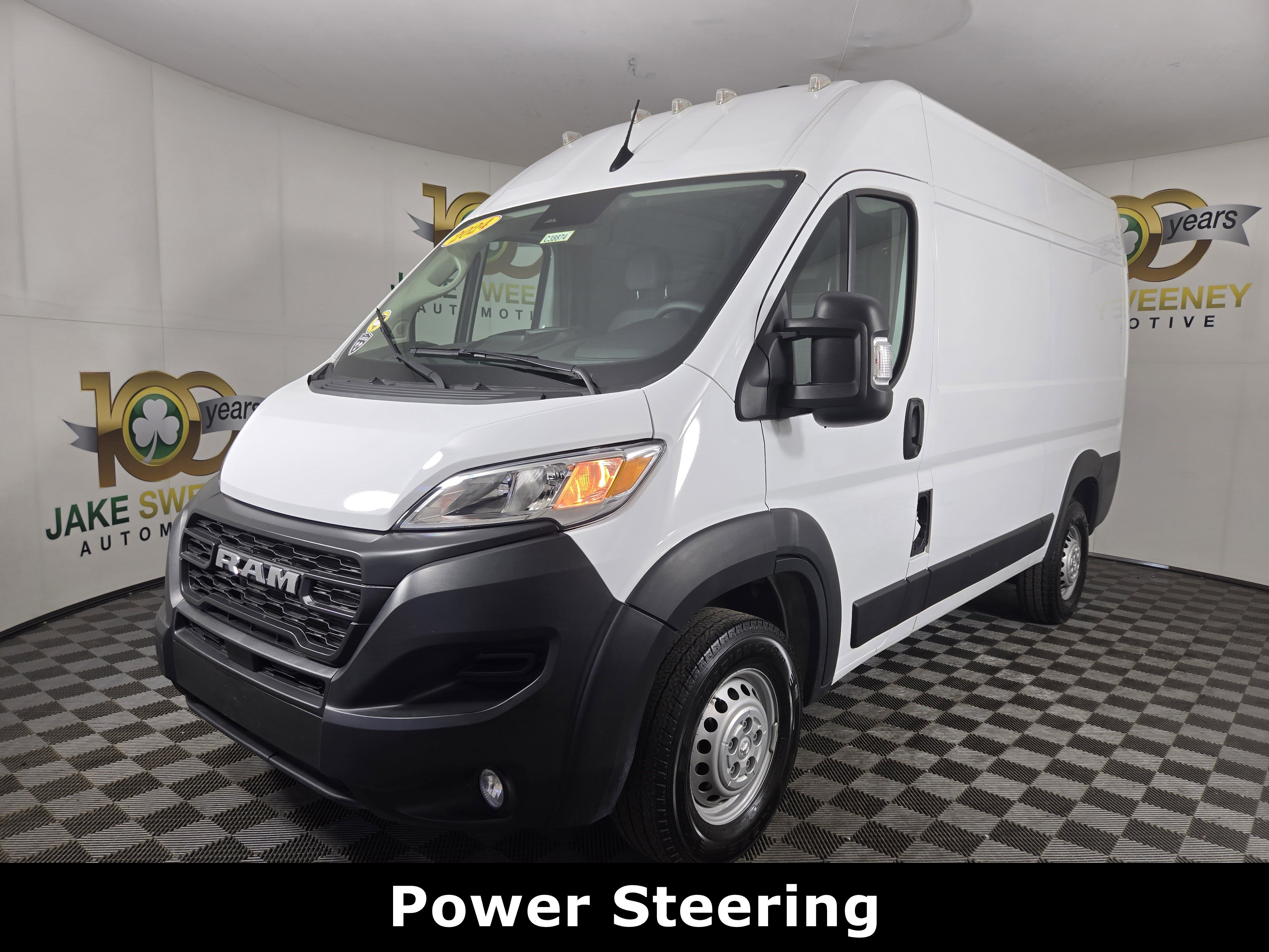 Used 2024 RAM ProMaster 2500 w/ Convenience Group image 4