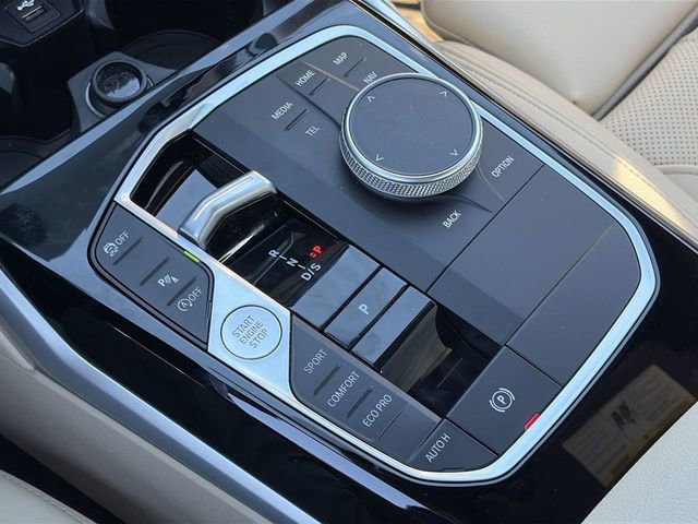 Used 2023 BMW 330i Sedan w/ Driving Assistance Package image 30