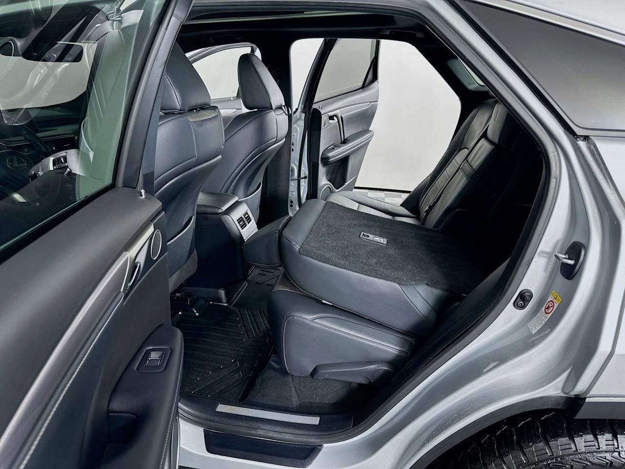 Used 2016 Lexus RX 450h F Sport image 32