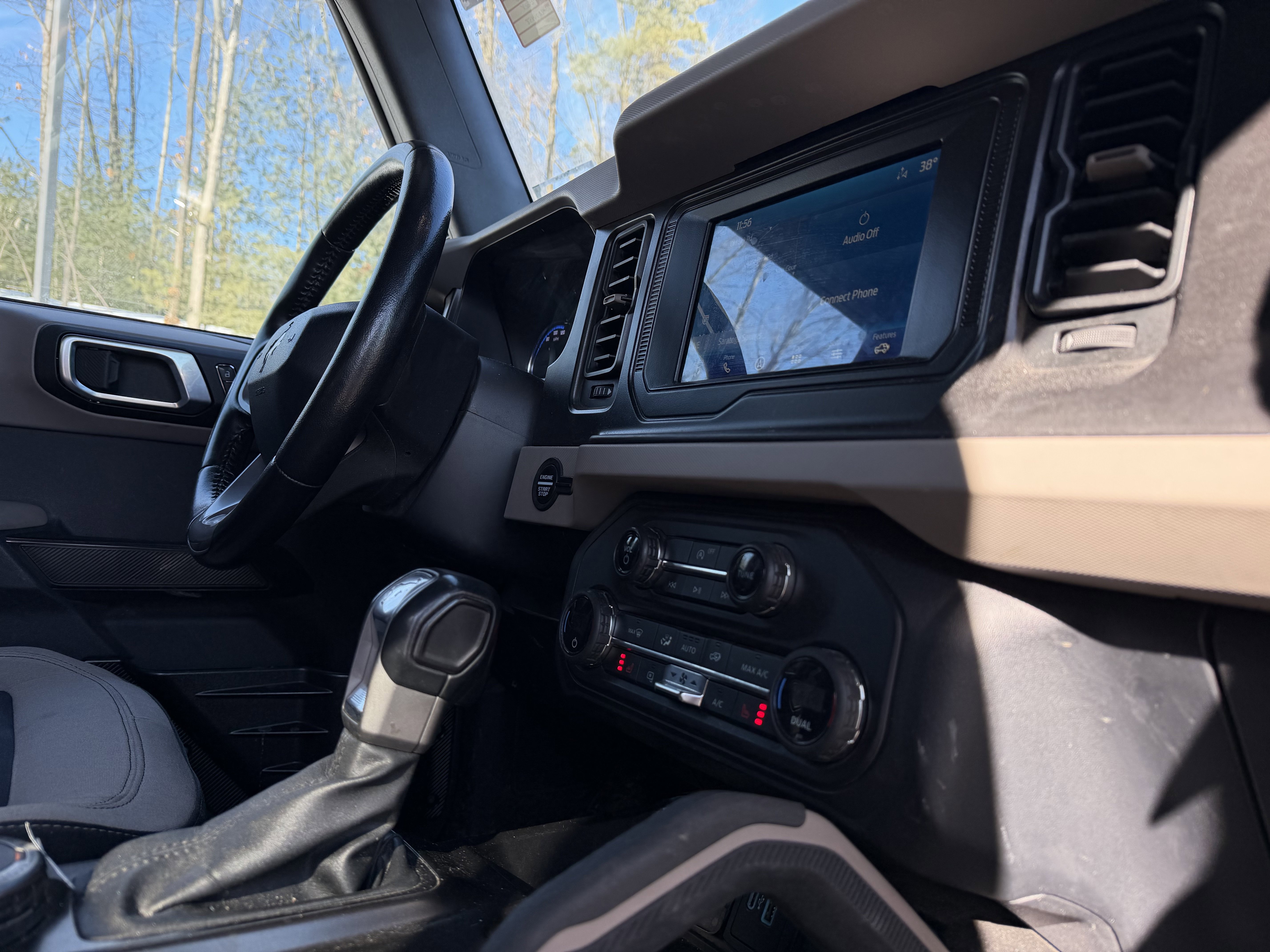 Used 2021 Ford Bronco Big Bend w/ Sasquatch Package image 38