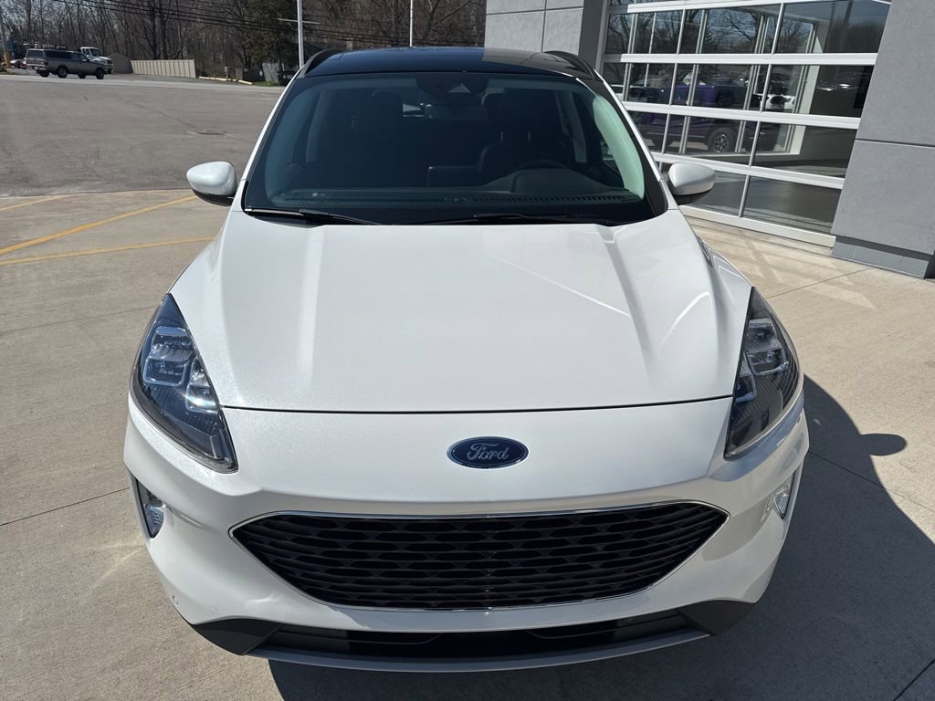 Used 2022 Ford Escape Titanium image 10