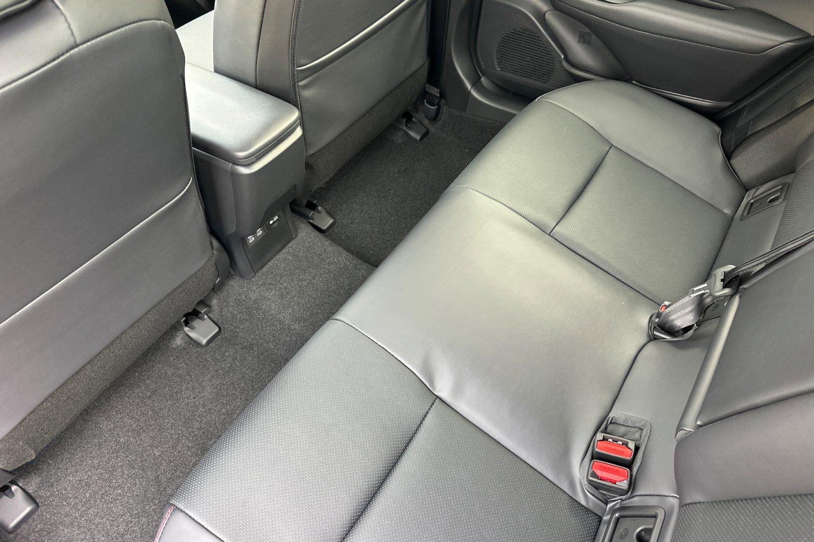 New 2026 Toyota Prius Plug-In Hybrid image 10