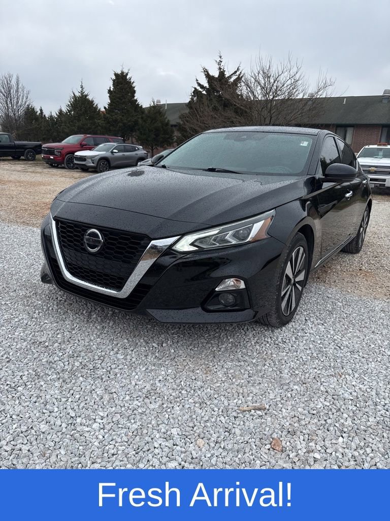 Used 2020 Nissan Altima 2.5 SL image 1
