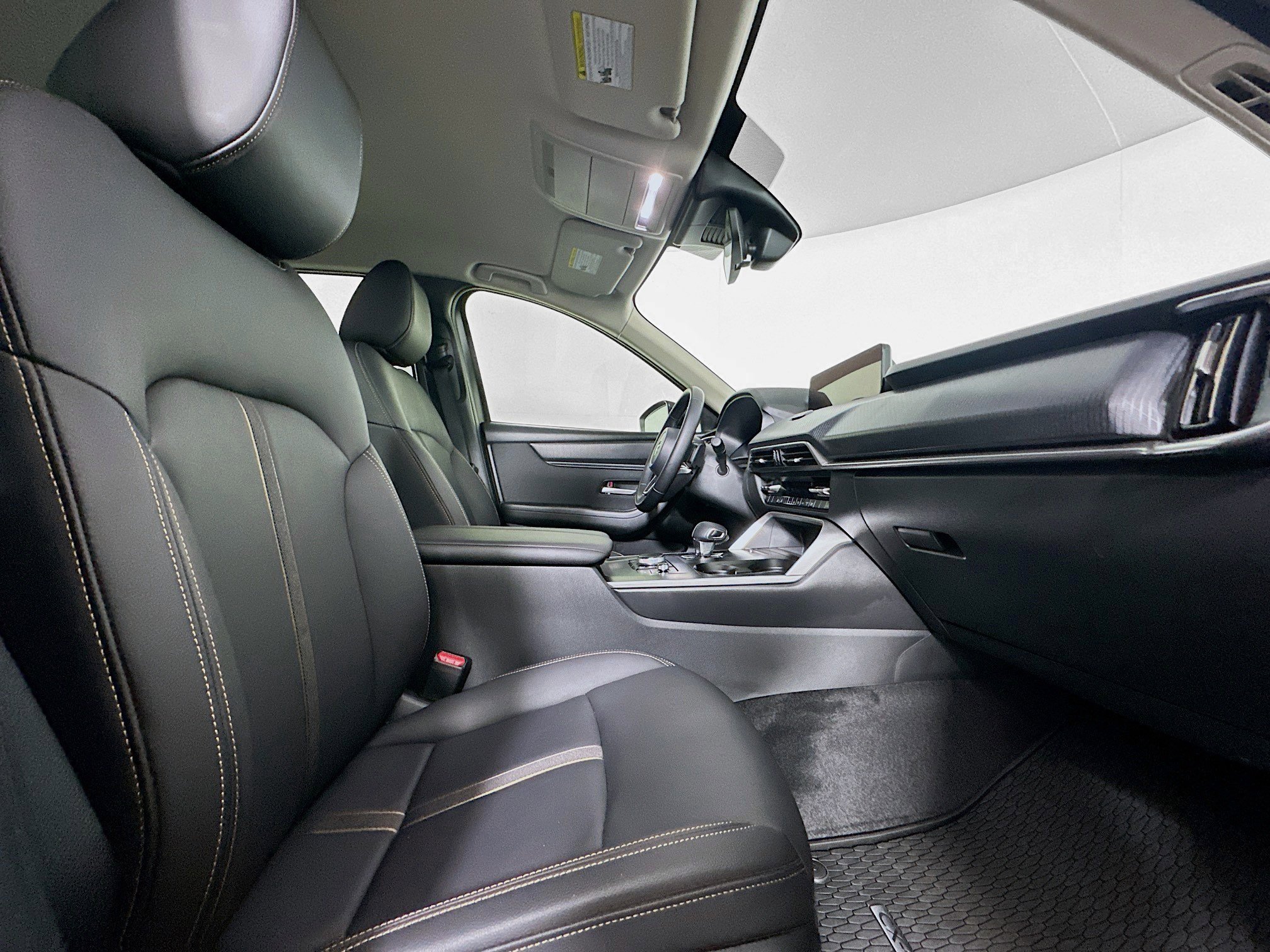 Used 2025 MAZDA CX-90 3.3 Turbo w/ Select Package image 32