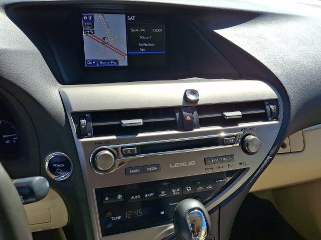 Used 2015 Lexus RX 450h AWD image 18