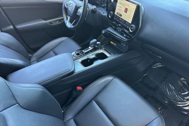 Certified 2026 Lexus NX 350h AWD w/ Accessory Package (2T) image 19