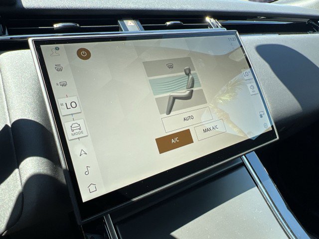 New 2026 Land Rover Range Rover Velar S image 29